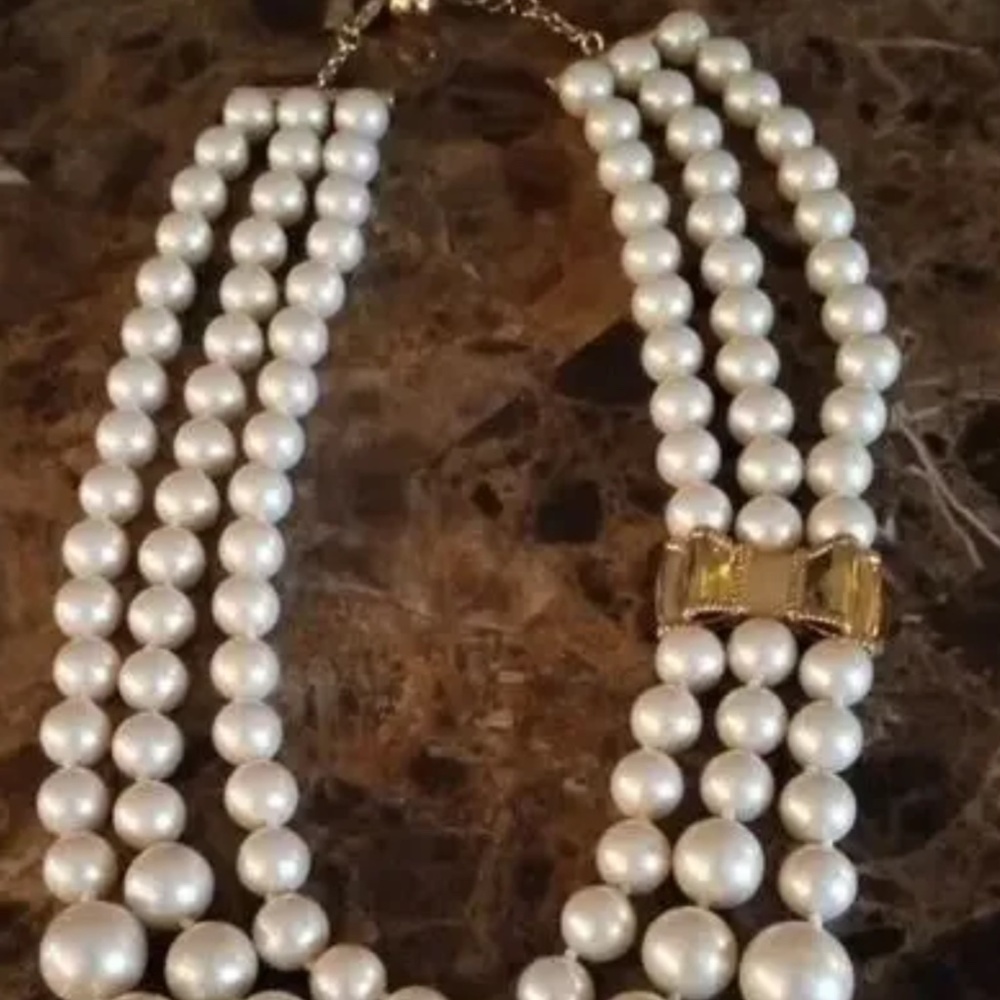 Kate Spade Moon River Pearl Nexklace